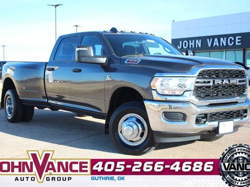 Used 2024 RAM 3500 Tradesman w/ Chrome Appearance Group image 1