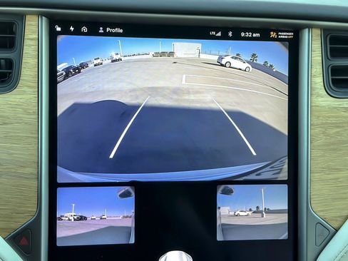 Used 2020 Tesla Model S Long Range image 18