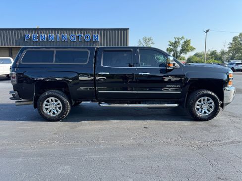 Used 2018 Chevrolet Silverado 2500 LTZ w/ Duramax Plus Package image 8