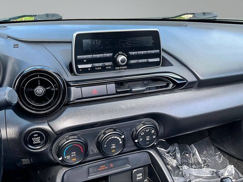 Used 2016 MAZDA MX-5 Miata Sport RWD image 20