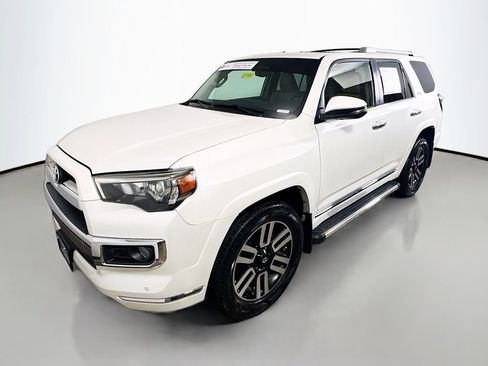 Certified 2019 Toyota 4Runner Limited AWD/4WD image 3