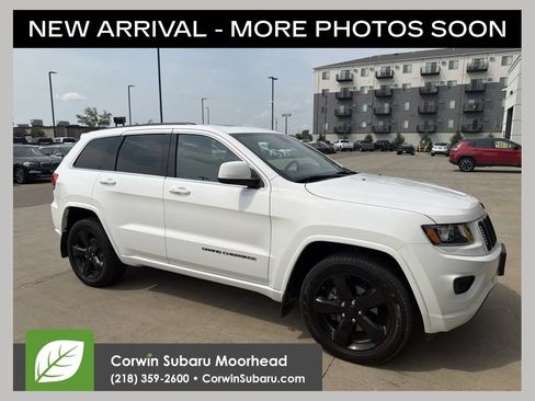 Used 2015 Jeep Grand Cherokee Altitude AWD/4WD image 1