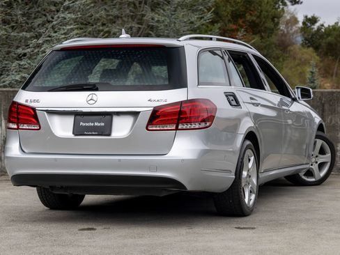 Used 2016 Mercedes-Benz E 350 4MATIC Wagon image 11