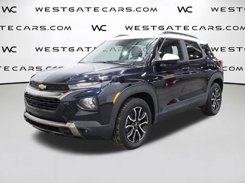 Used 2021 Chevrolet TrailBlazer ACTIV w/ Convenience Package image 1