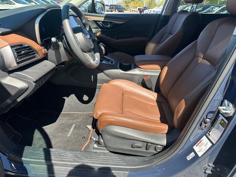 Used 2025 Subaru Outback Touring XT image 21