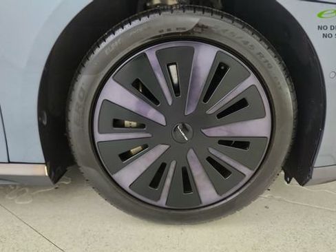Used 2025 Lucid Air Pure RWD image 60