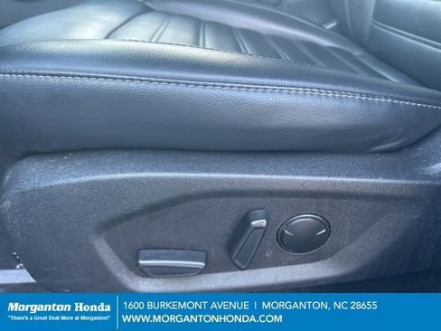 Used 2024 Ford Edge SEL image 15