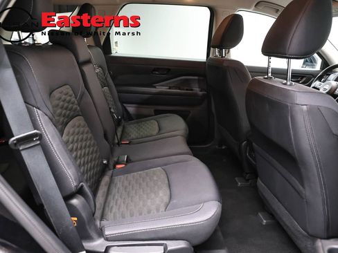 Used 2024 Nissan Pathfinder S AWD/4WD image 21