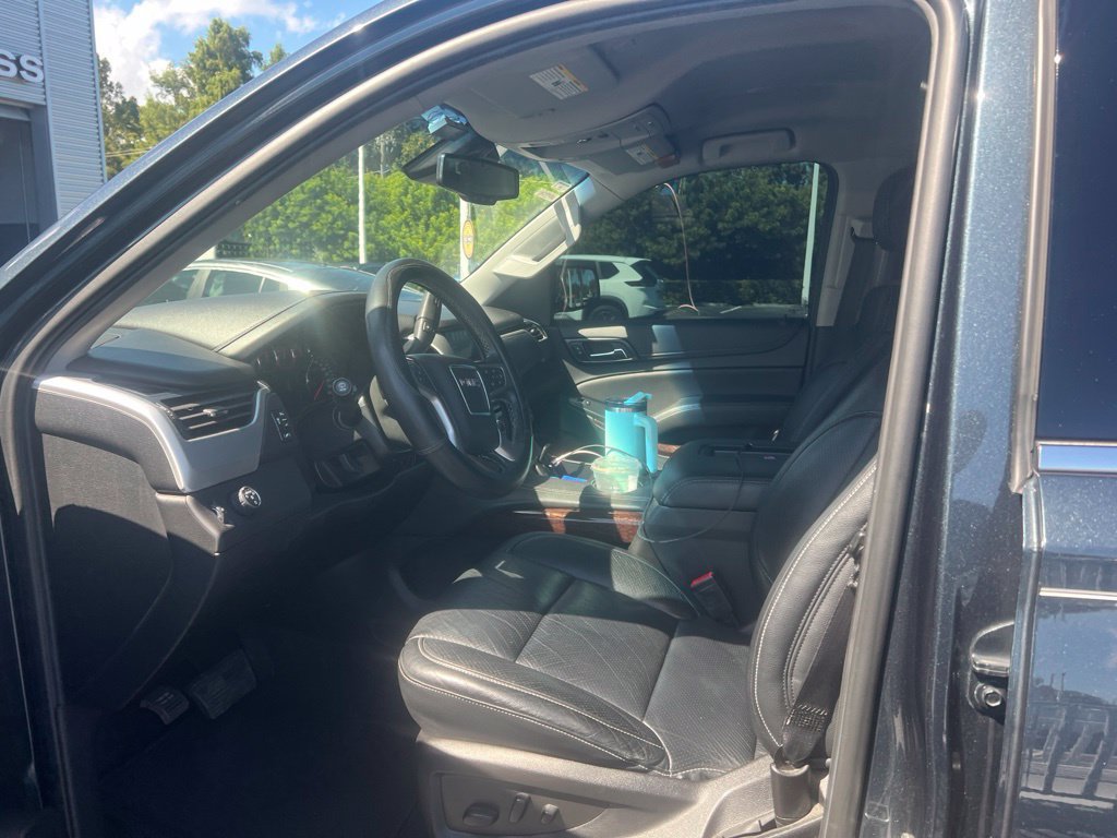 Used 2019 GMC Yukon SLE w/ Convenience Package RWD image 5