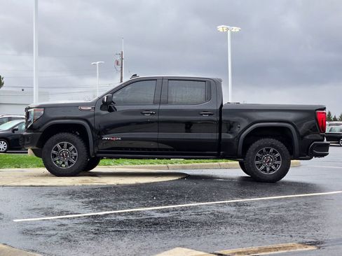 Used 2025 GMC Sierra 1500 AT4X image 4