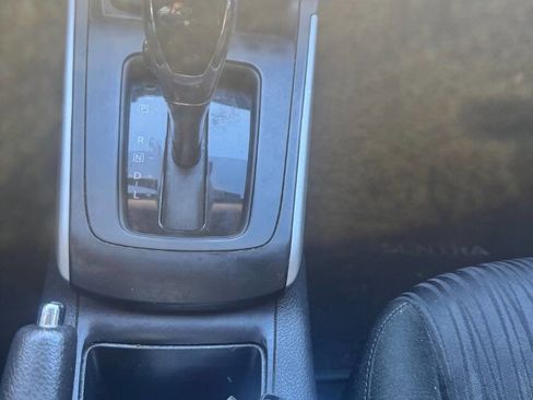 Used 2019 Nissan Sentra SV w/ Special Edition Package image 40