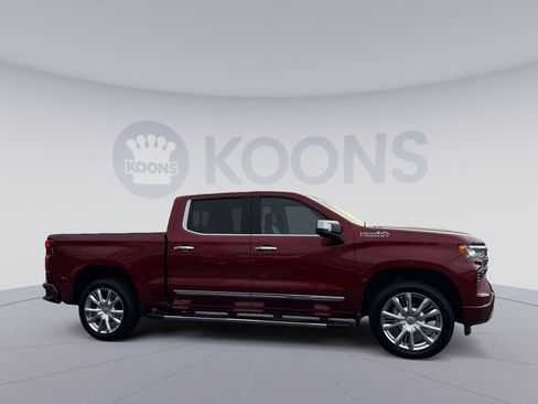 Used 2025 Chevrolet Silverado 1500 High Country w/ High Country Premium Package image 7