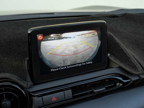 Used 2020 MAZDA MX-5 Miata Club image 20