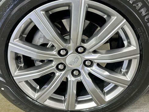 Used 2021 Cadillac XT4 Premium Luxury w/ Driver Awareness Package FWD image 29