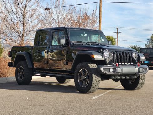 Used 2022 Jeep Gladiator Rubicon w/ Trailer Tow Package image 3