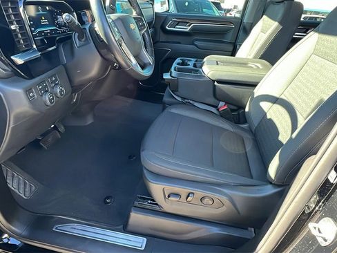 Used 2022 Chevrolet Silverado 1500 LT w/ Z71 Off-Road Package image 13