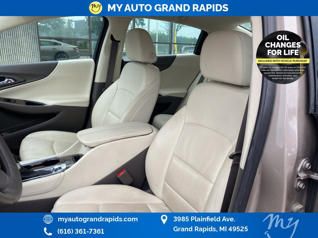 Used 2024 Chevrolet Malibu LT FWD image 13