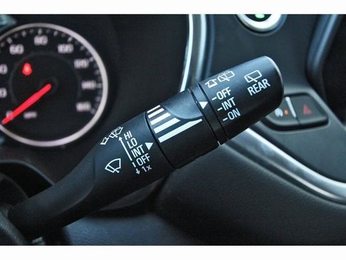 Used 2020 Chevrolet Blazer LT image 18