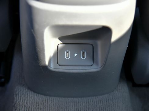 Used 2024 Hyundai Elantra SEL image 37