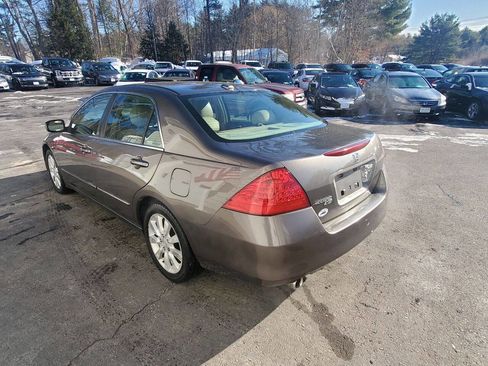 Used 2006 Honda Accord EX image 5