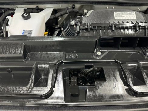 Used 2025 Chevrolet Express 3500 LT w/ LT Preferred Equipment Group image 55