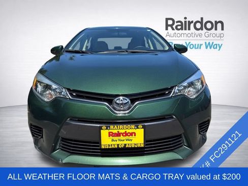 Used 2015 Toyota Corolla LE FWD image 2