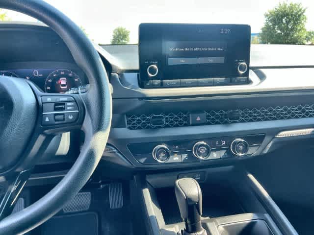 Certified 2025 Honda Accord LX image 18