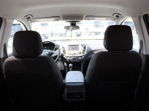 Used 2024 Chevrolet Equinox LT FWD image 17