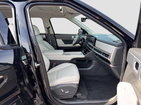 Used 2024 Hyundai Santa Fe Calligraphy FWD image 27