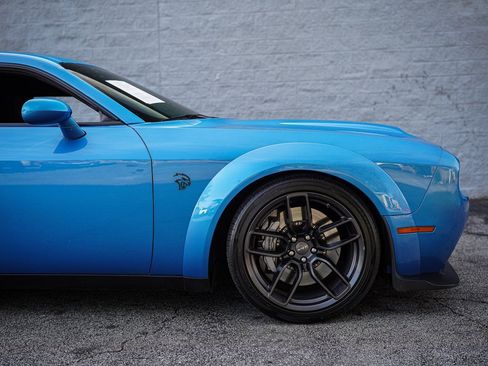 Used 2019 Dodge Challenger SRT Hellcat Redeye image 16