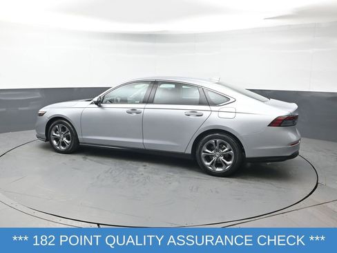 Used 2023 Honda Accord EX image 4
