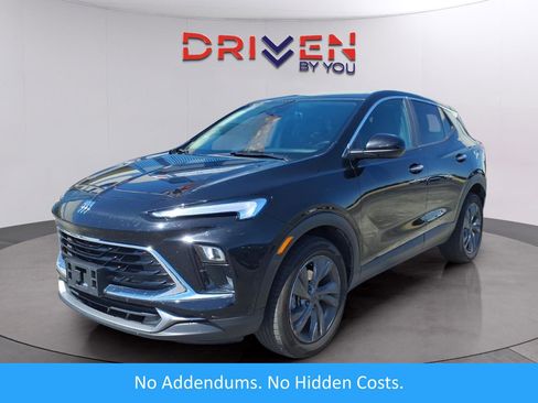 Used 2025 Buick Encore GX Preferred FWD image 1