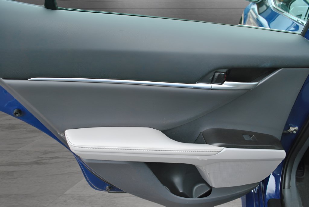 Certified 2024 Toyota Camry XLE w/ Cold Weather Package FWD image 8