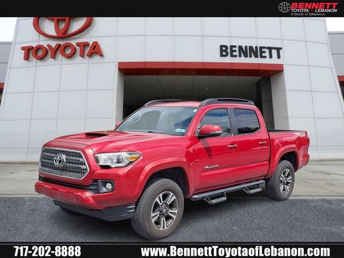Used 2017 Toyota Tacoma TRD Sport w/ Tow Package (A/T) AWD/4WD image 1