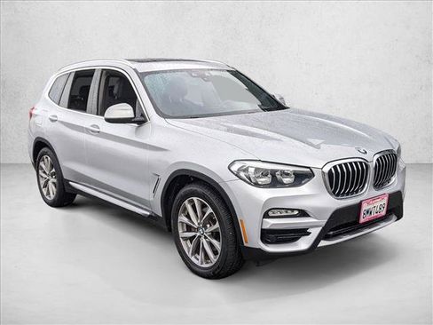 Used 2019 BMW X3 sDrive30i w/ Driving Assistance Package image 3