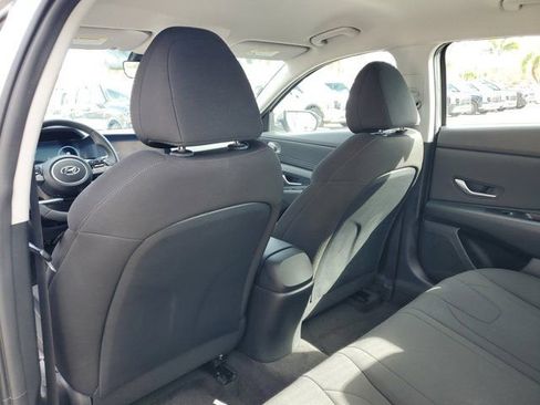 Certified 2023 Hyundai Elantra SEL w/ Convenience Package image 8