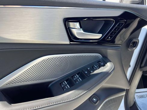 Certified 2025 Acura MDX SH-AWD image 16