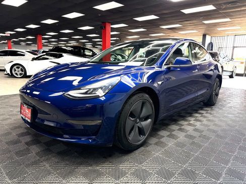 Used 2018 Tesla Model 3 Mid Range RWD image 7