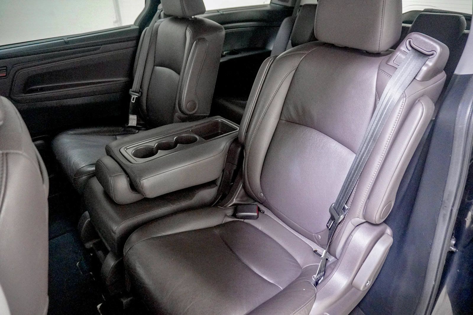 Used 2020 Honda Odyssey Elite image 39