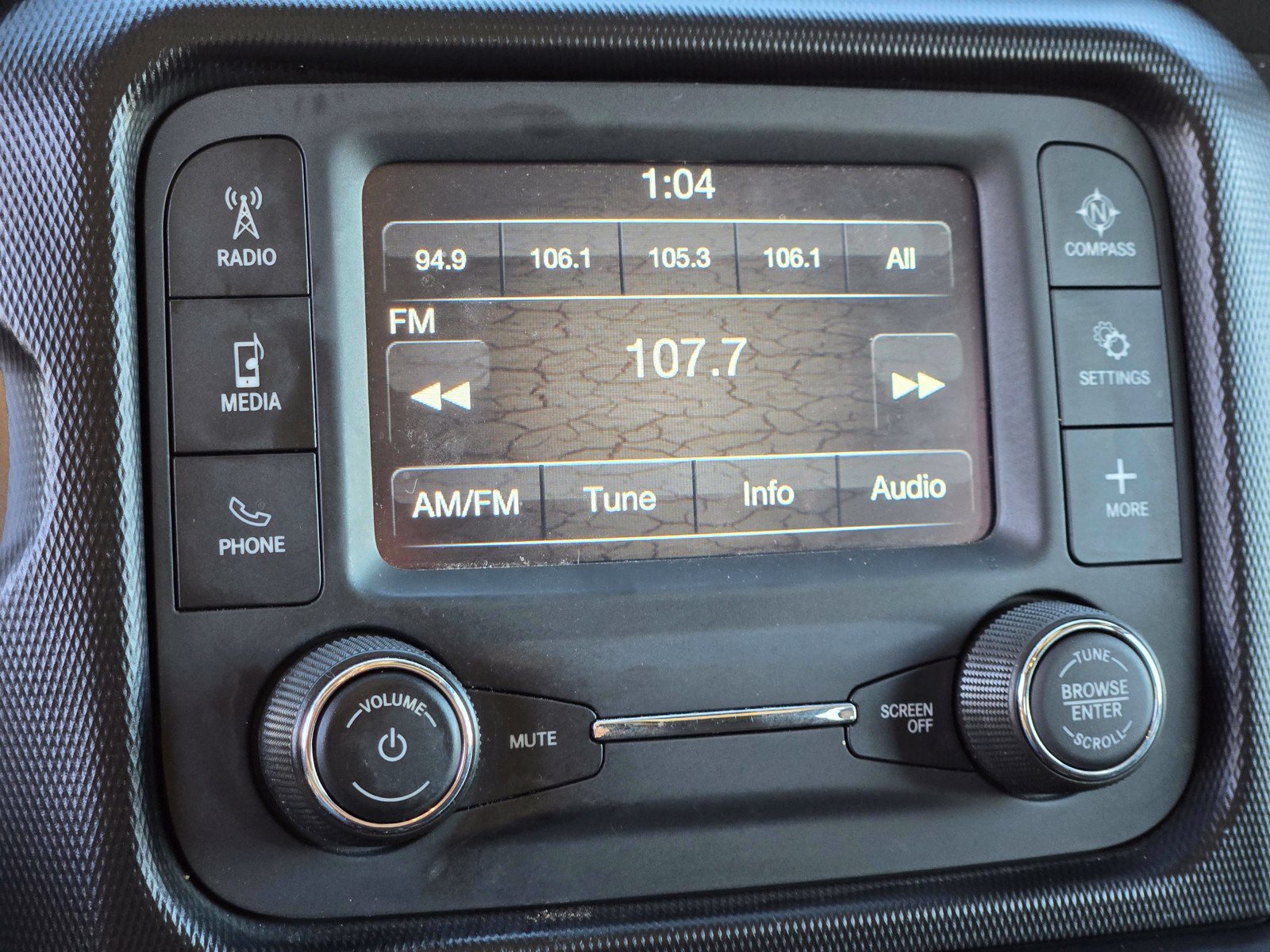 Used 2019 Jeep Wrangler Unlimited Sport S AWD/4WD image 18