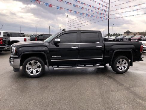 Used 2018 GMC Sierra 1500 SLT image 3