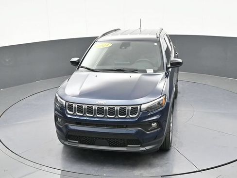 Used 2024 Jeep Compass Latitude AWD/4WD image 63
