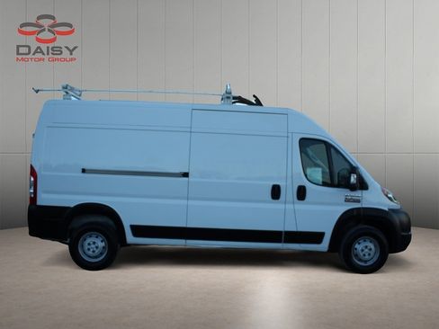 Used 2021 RAM ProMaster 2500 image 4
