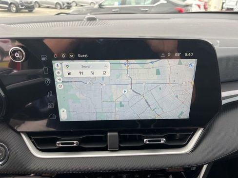 New 2026 Chevrolet Equinox LT FWD image 24