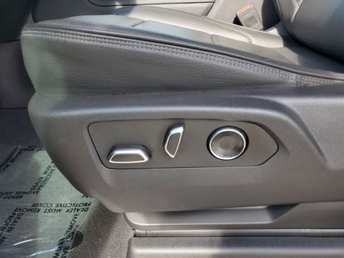 Used 2024 GMC Sierra 1500 Denali w/ Technology Package image 13