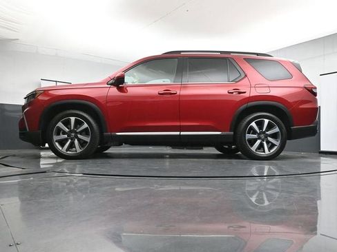 Used 2024 Honda Pilot Elite image 30
