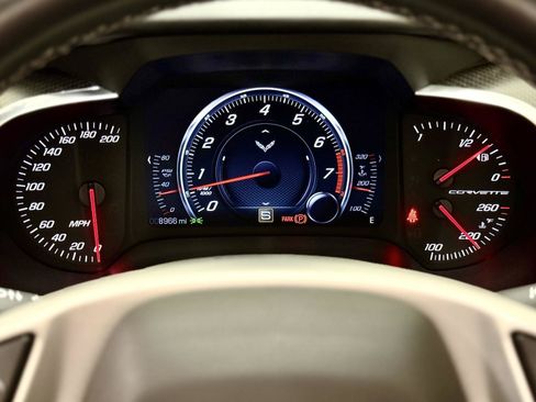 Used 2014 Chevrolet Corvette Stingray Convertible w/ 3LT Preferred Equipment Group RWD image 19