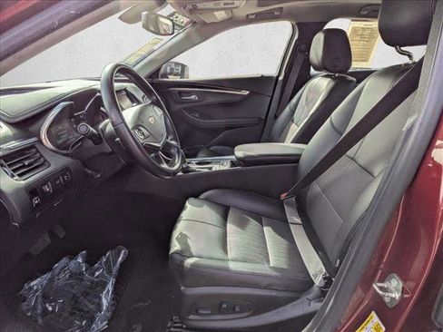 Used 2016 Chevrolet Impala LT w/ Convenience Package image 11