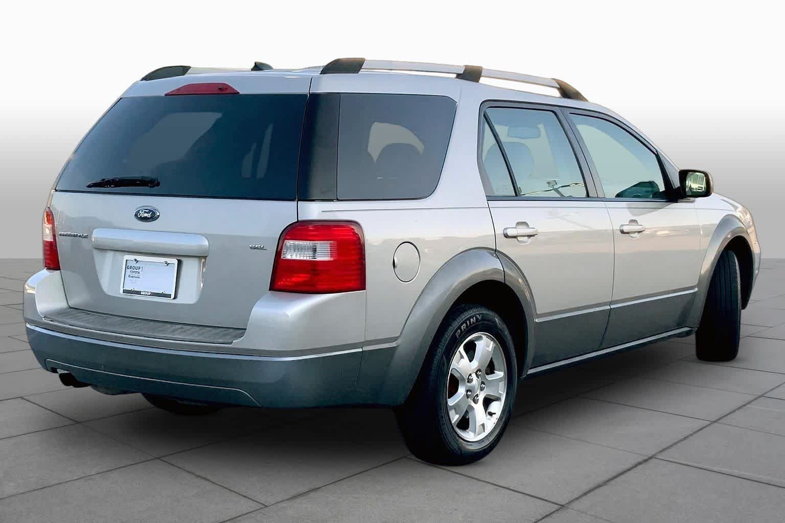 Used 2007 Ford Freestyle SEL FWD image 11