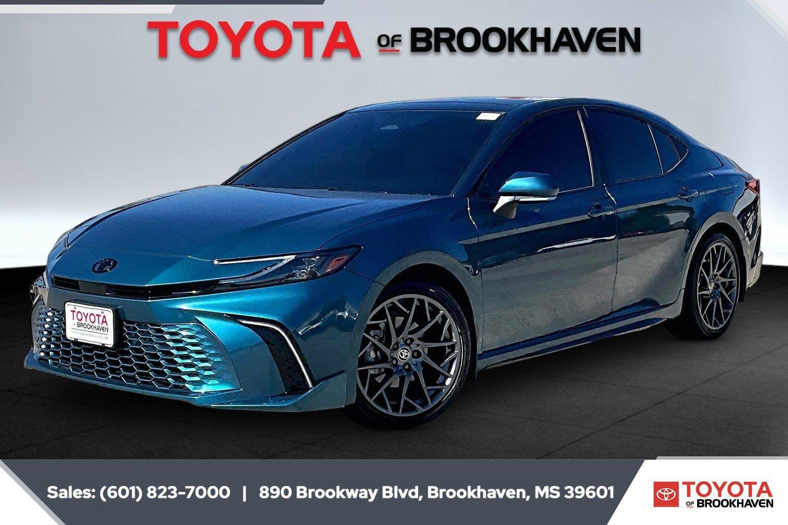 Used 2026 Toyota Camry XSE FWD image 10